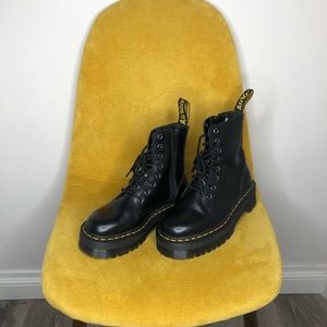 Jadon Boot Dr. Martens